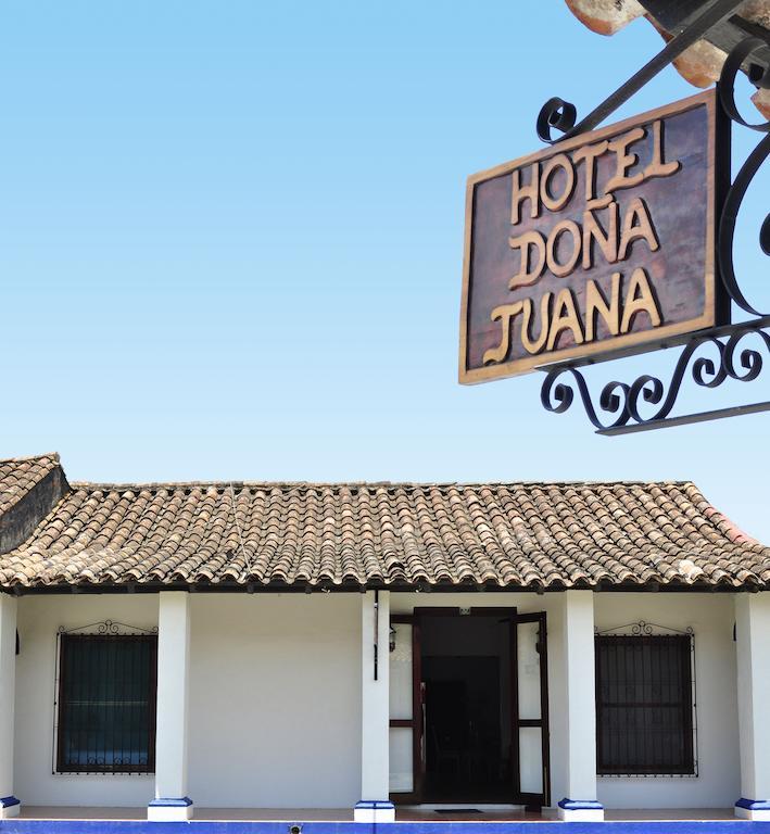 Hotel Dona Juana ตลาโคตาลปัน ภายนอก รูปภาพ