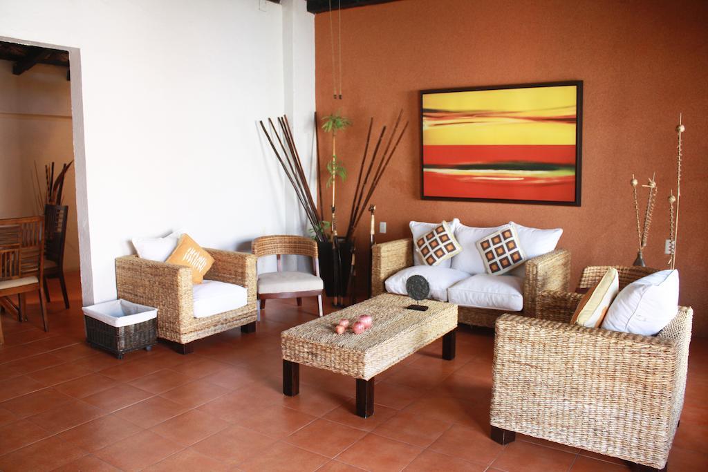 Hotel Dona Juana ตลาโคตาลปัน ภายนอก รูปภาพ